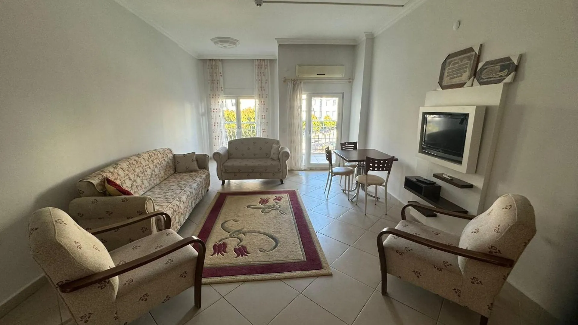 Antalya Guel Apart Turkiet